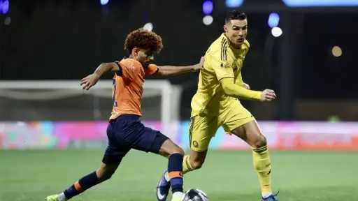 عربي وعالمي