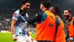 عربي وعالمي