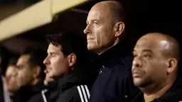 الفريق الأول