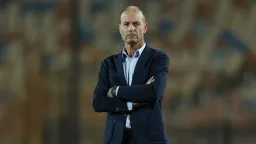 الفريق الأول