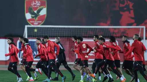 الفريق الأول