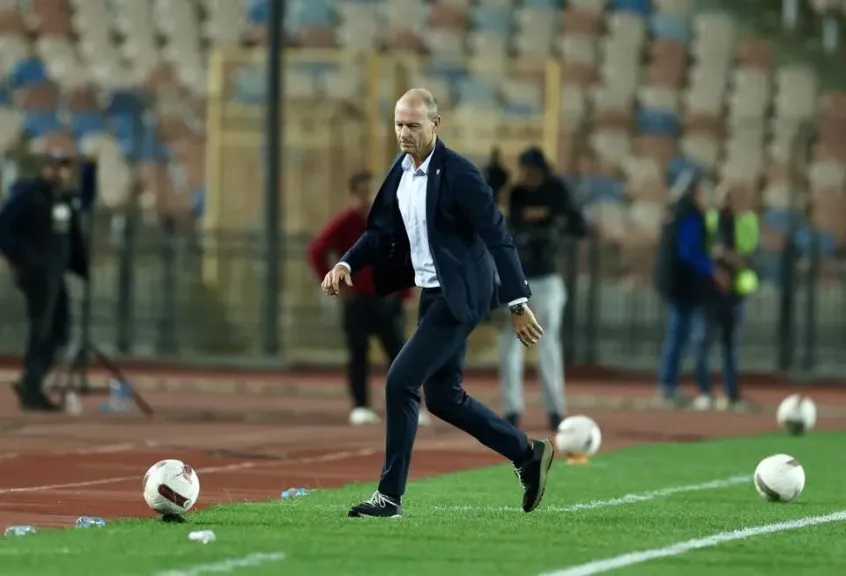 الفريق الأول