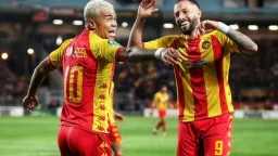 عربي وعالمي