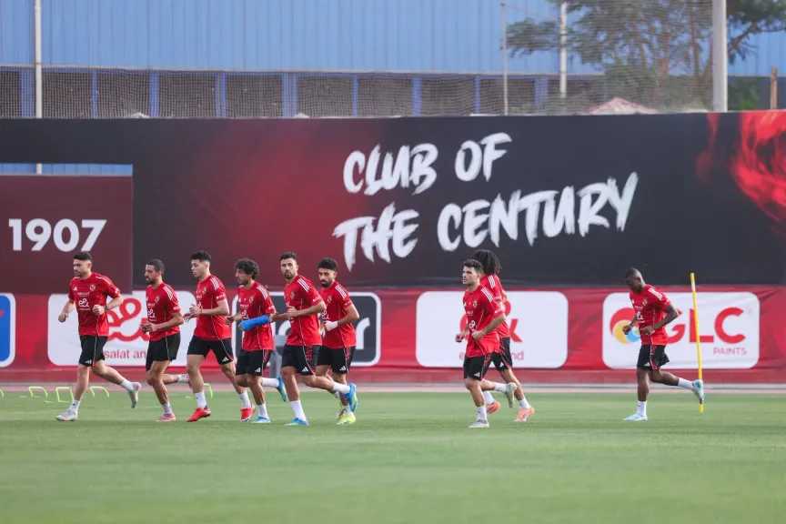 الفريق الأول