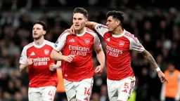 عربي وعالمي