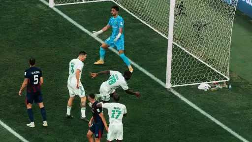 عربي وعالمي