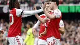 عربي وعالمي