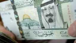 بداية موسم الحج.. سعر الريال...