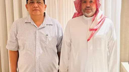 أي خدمة
