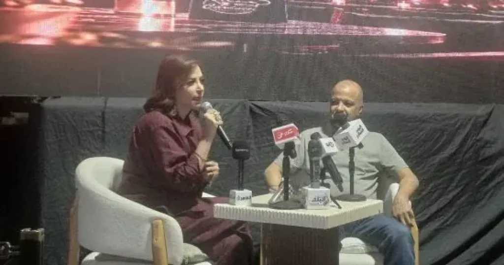 أي خدمة